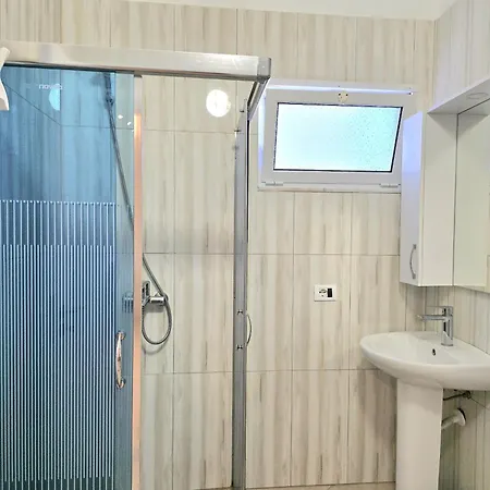 Apartamento - 085 Durrës