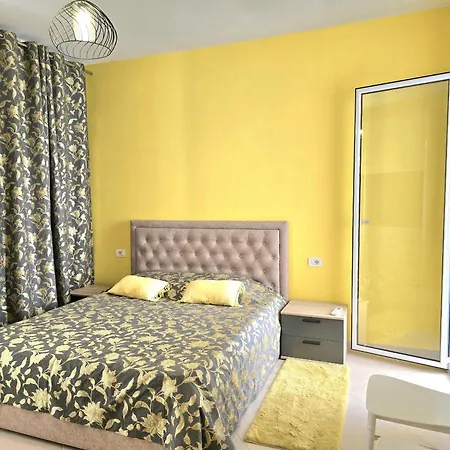 Apartamento - 085 Durrës