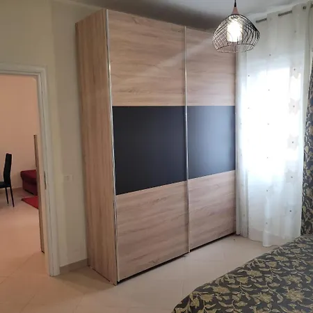 - 085 Apartment