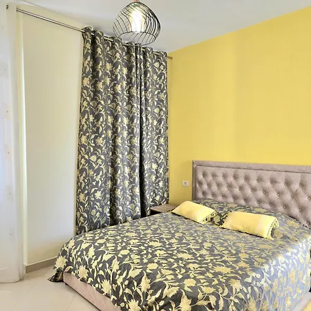 - 085 Apartment Durrës