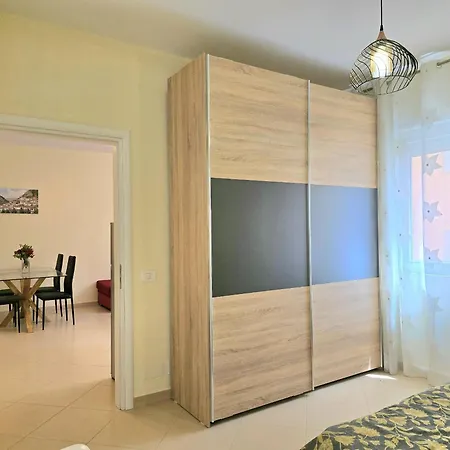 - 085 * Durrës